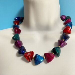 Jeweltone Lucite Pyramid Shape Vintage Bead Necklace